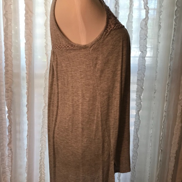 Tank - Picture 2 of 4